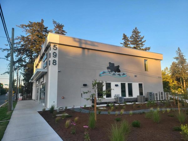 Side and mural view of the Arbutus Phyiotherapy building in Colwood.
